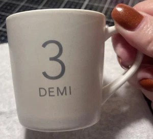 Mini Tazza Caffè Espresso 3 OZ STARBUCKS Logo Ceramica Bianco. Usato in ottime condizioni! ~2 1/2 di altezza! - Foto 1 di 4