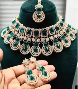 Green Indian bollywood bridal choker Necklace earrings Tikka jewellery set - Picture 1 of 2