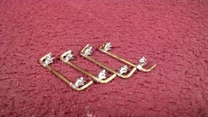 LIONEL PREWAR 318 STD GAUGE ELECTRIC LOCOMOTIVE - CAB HANDRAILS & STANCHIONS - Picture 1 of 2