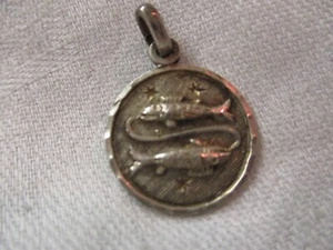 Vintage Mexico Sterling silver Pendant Pisces 2 Fishes signed ICB or LCB - Picture 1 of 3