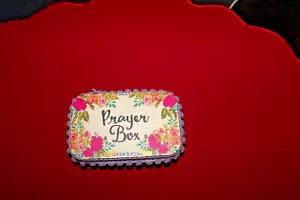 Small Prayer Box Tin Handmade with Inside Inscription and Paper and Pen NEW - Picture 1 of 4