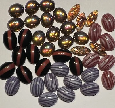 42 vintage antique glass cabochons - Image 1 of 4