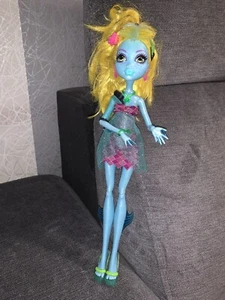 Monster High 13 Wünsche Lagoona Blaue Puppe 2013 Gelbes Haar - Bild 1 von 6