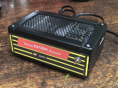 20er Jahre / Bauernhof / Batterie Röhrenradio Universal Netzteil / Batterie Eliminator - Bild 1 von 4