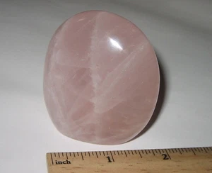 2.4" x 2" POLISHED NATURAL FREE FORM ROSE QUARTZ CRYSTAL STONE MINERAL ~ 164.6g - Picture 1 of 17