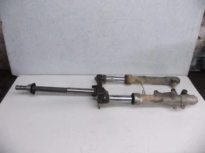 HYOSUNG GRAND PRIX 125 FORKS - Picture 1 of 3