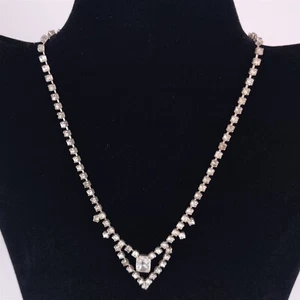 Collar Vintage Cuadrado Esmeralda Estrás Flecos Placa Plata Joyería  - Imagen 1 de 3