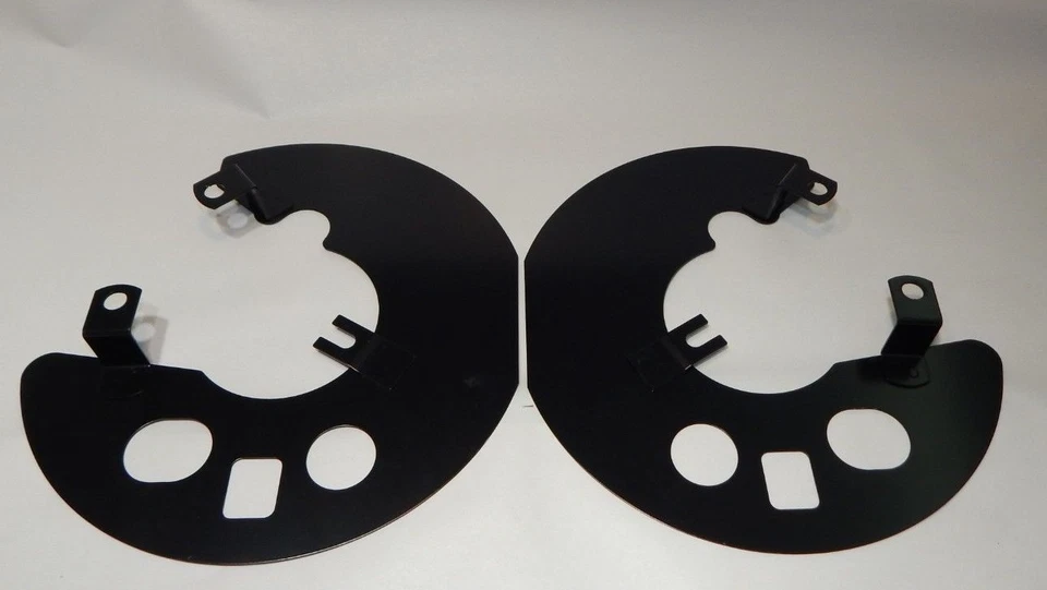 Nuevo par de cubiertas antipolvo de freno delantero placa de respaldo de freno Triumph TR6 TR250 TR4A Foto 1 de 2