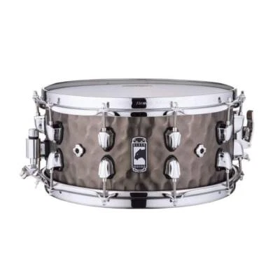 Tambor Mapex Black Panther Persuader 14" x 6,5" | Latón martillado Foto 1 de 2