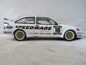 MINICHAMPS 1/18 - 1988 FORD SIERRA RS500 COSWORTH - COME NUOVO/CONFEZIONE - L@@K!! - Foto 1 di 12