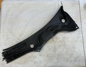 2005 Infiniti G35 Sedan LH Driver Wiper Cowl OEM - Picture 1 of 5