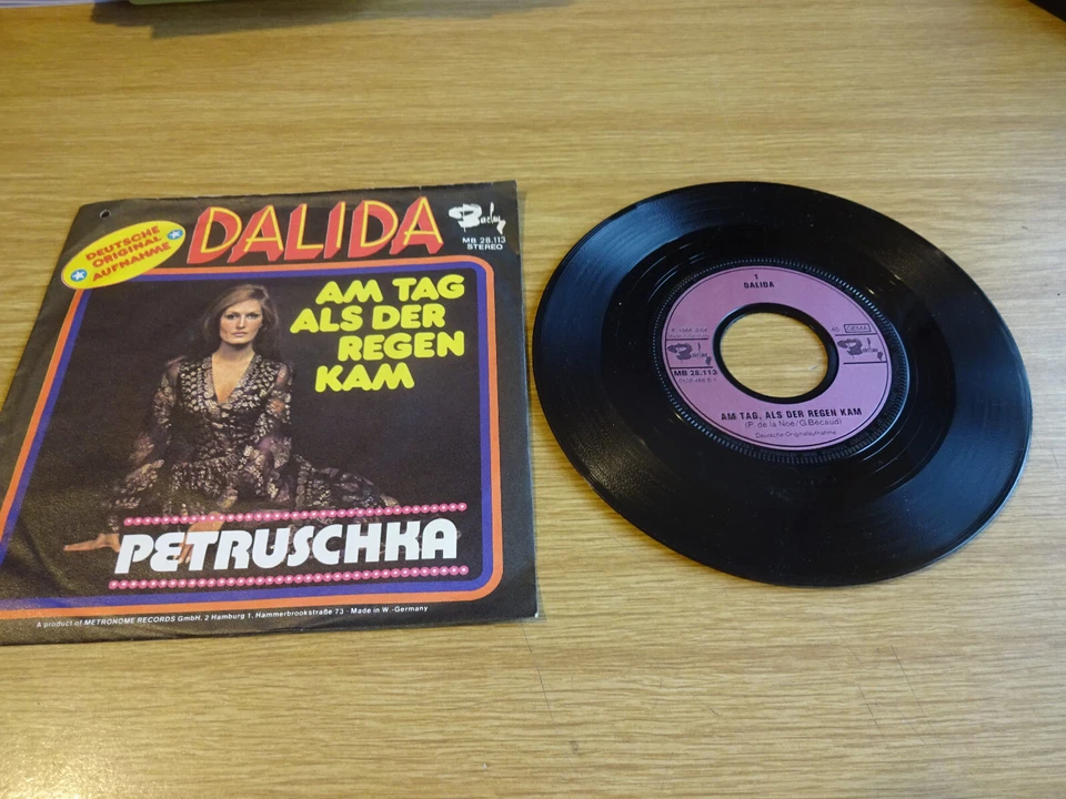 7" Schallplatte:  Dalida  Am Tag als der Regen kam / Petruschka      5 - Bild 1 von 1