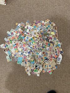 GB kiloware stamps on small cut paper -400g