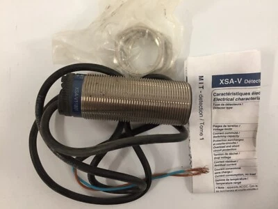 TELEMECANIQUE XSA-V11801 052803 INDUCTIVE PROXIMITY SWITCH sensor XSAV11801 - Image 1 of 3