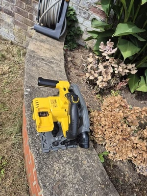 Dewalt DWS520 Plunge Cut Circular Saw  Li-ion Plumge Circular Saw Bàre - Image 1 of 3