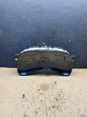 2006 Chevrolet Tahoe Cluster Gauge Speedometer Oem P1911 DG - Image 1 of 4