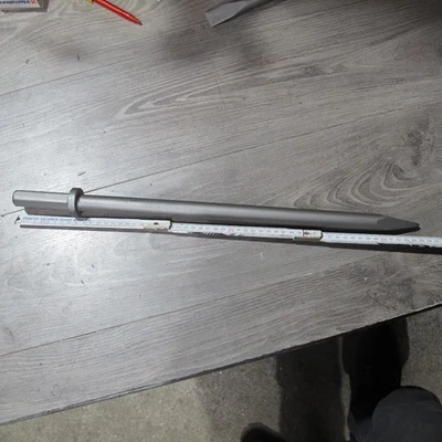 Spitzmeissel Runder Schaft 22 x 82 mm für Drucklufthammer Lagerauflösung M6 - Bild 1 von 2