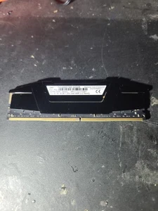 G.Skill Ripjaws V 16GB DDR4-3200 PC4-25600 CL16 Dual Channel Desktop Memory - Afbeelding 1 van 6