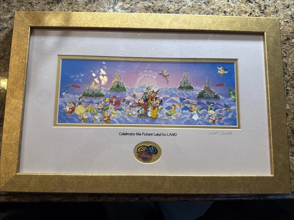 Disney "Celebrate the Future Land to LAND" Juego de prendedores enmarcados Edición Limitada Foto 1 de 4