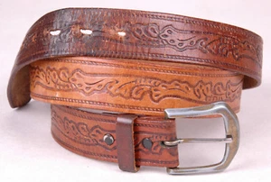 Cintura vintage LEVI'S in pelle tooled - 42 - marrone - fibbia in ottone - fogliame cowboy western - Foto 1 di 5
