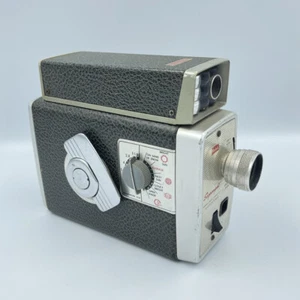 Fotocamera CINEMA VINTAGE 8 mm KODAK mirino BROWNIE torretta f/1.9 fotocamera pellicola - Foto 1 di 12