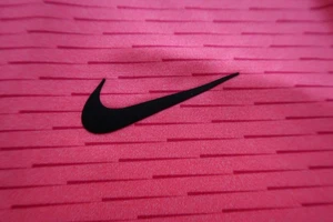 NikeGolf Dri-Fit Pink Graphic Stretch Polo (S) OMG!! ⛳️ ⛳️ - Picture 1 of 12