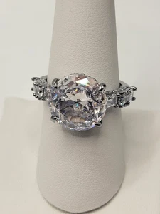 Bomb Party April Ring Size 9 RG94649 Keep Loving Me - Hematite Plating - Picture 1 of 4