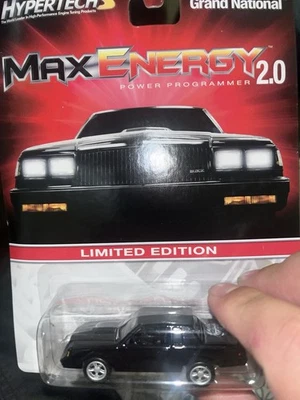 Coche modelo Buick Grand National escala 1/64 negro Foto 1 de 4