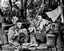 1942 PETER LORRE & HELMUT DANTINE in PASSAGE TO MARSEILLE Photo (190-i )