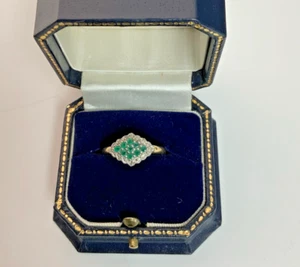 9ct Gold Emerald & Diamond Cluster Ring Size P - Picture 1 of 3
