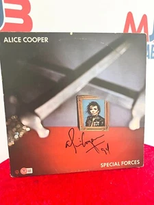 Alice Cooper Signed Special Forces Vinyl Record Album Inscribed 94 Beckett - Picture 1 of 5