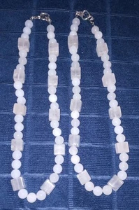 9" INCH WHITE QUARTZ & WHITE ONYX NECKLACE ,"BRAND NEW" !!! ๐๐๐ - Picture 1 of 6