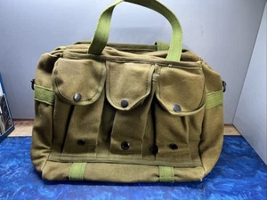 Fox Outdoor Products Mag Shooter's Military Field Shoulder Bag OD Green Magazine - Bild 1 von 6