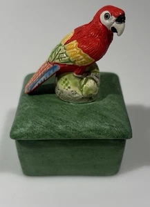 Vintage Porcelain /green trinket box parrot - Picture 1 of 7