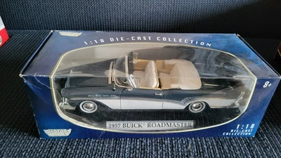 MOTOR MAX 1957 BUICK ROADMASTER CONVERTIBLE 1:18 SCALE MODEL CAR BLUE AND WHITE - Image 1 of 4