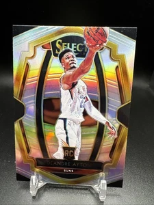 2018-19 Panini Select Basketball Card Silver Prizm #102 Deandre Ayton Rookie RC - Picture 1 of 2