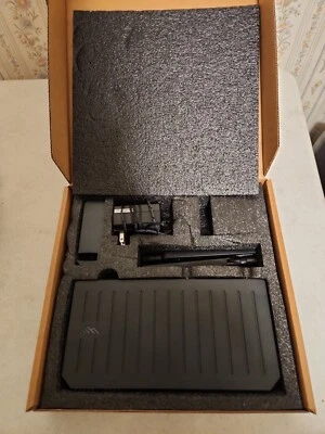 Cradlepoint E300 E350 Series Router 300 Mbps - Enterprise Class LTE No Mount - Image 1 of 4