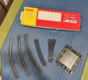 HO / OO - "Hornby" - Extension Track Pack D - Picture 1 of 3