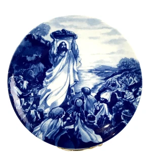 Placa de coleccionista Avon 1993 "Jesús alimenta a las multitudes" porcelana azul cobalto - Imagen 1 de 5
