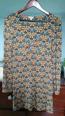 Frenchi 女式连衣裙 M 码 — 第 1/4 张图片