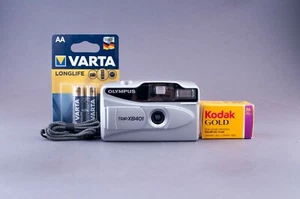 Olympus Trip XB401 BOX 35mm Point & Shoot Film Camera - Picture 1 of 12