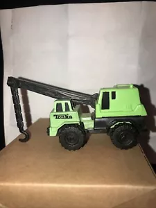 "Grúa excavadora vintage Toy Tonka 1994 plástico verde y metal 3""" - Imagen 1 de 9