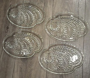 Menge 4 Gehöft Glas Oval Servieren Snack Teller Geschirr Blumen Ranken 10,25" - Bild 1 von 12