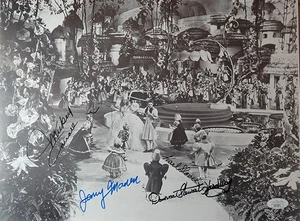 Wizard Of Oz Cast (X4) Authentic Signed 11x14 Photo W/ JSA COA - Bild 1 von 2