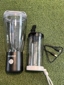 BlendJet 2 - 16 oz + XL JAR Frullatore portatile senza fili ricaricabile (nero) - Foto 1 di 5