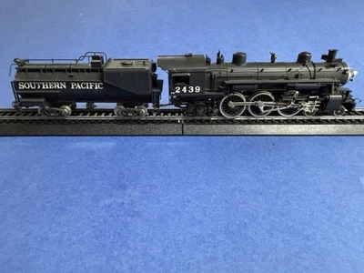 Tenshodo HO #142 Class P-5 4-6-2 Southern Pacific #2439 Factory Painted USED - Image 1 of 4
