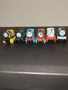 Thomas & Friends Mini Trains Collector Toys - Picture 1 of 6