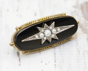Antique Victorian Mourning Brooch/Pin In Gilt Metal Onyx & Seed Pearls - Picture 1 of 5