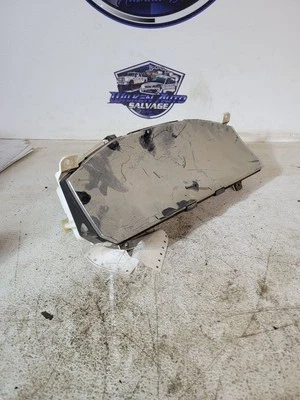 Speedometer Head Only KPH Thru 11/98 Fits 98-99 INFINITI QX4 699435 - Изображение 1 из 2