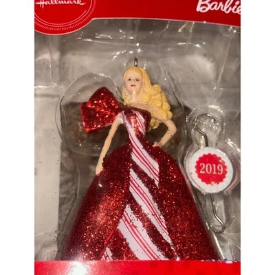 Vestido Hallmark 2019 Holiday Barbie Árbol de Navidad Adorno Brillo Rojo Blanco Foto 1 de 4